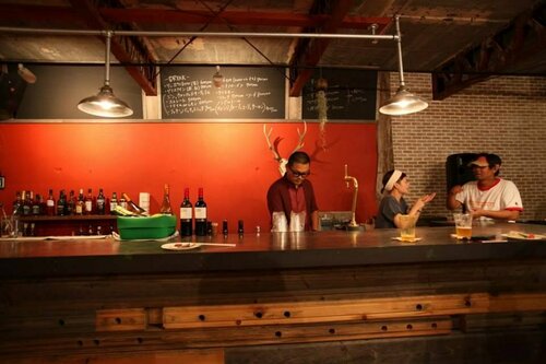 Гостиница Kamp Houkan-cho Backpacker's Inn & Lounge - Hostel в Окаяме