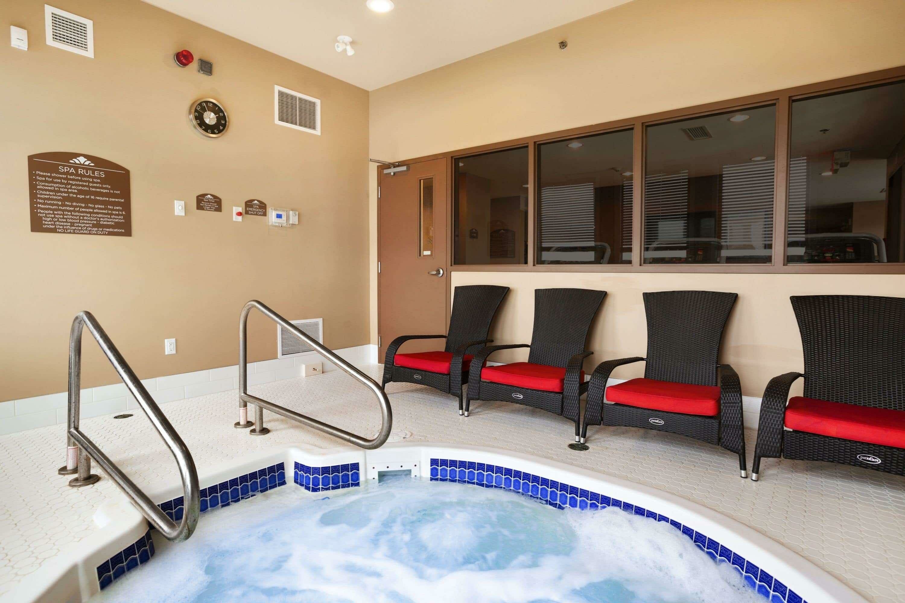 Фото Microtel Inn & Suites by Wyndham Blackfalds Red Deer North