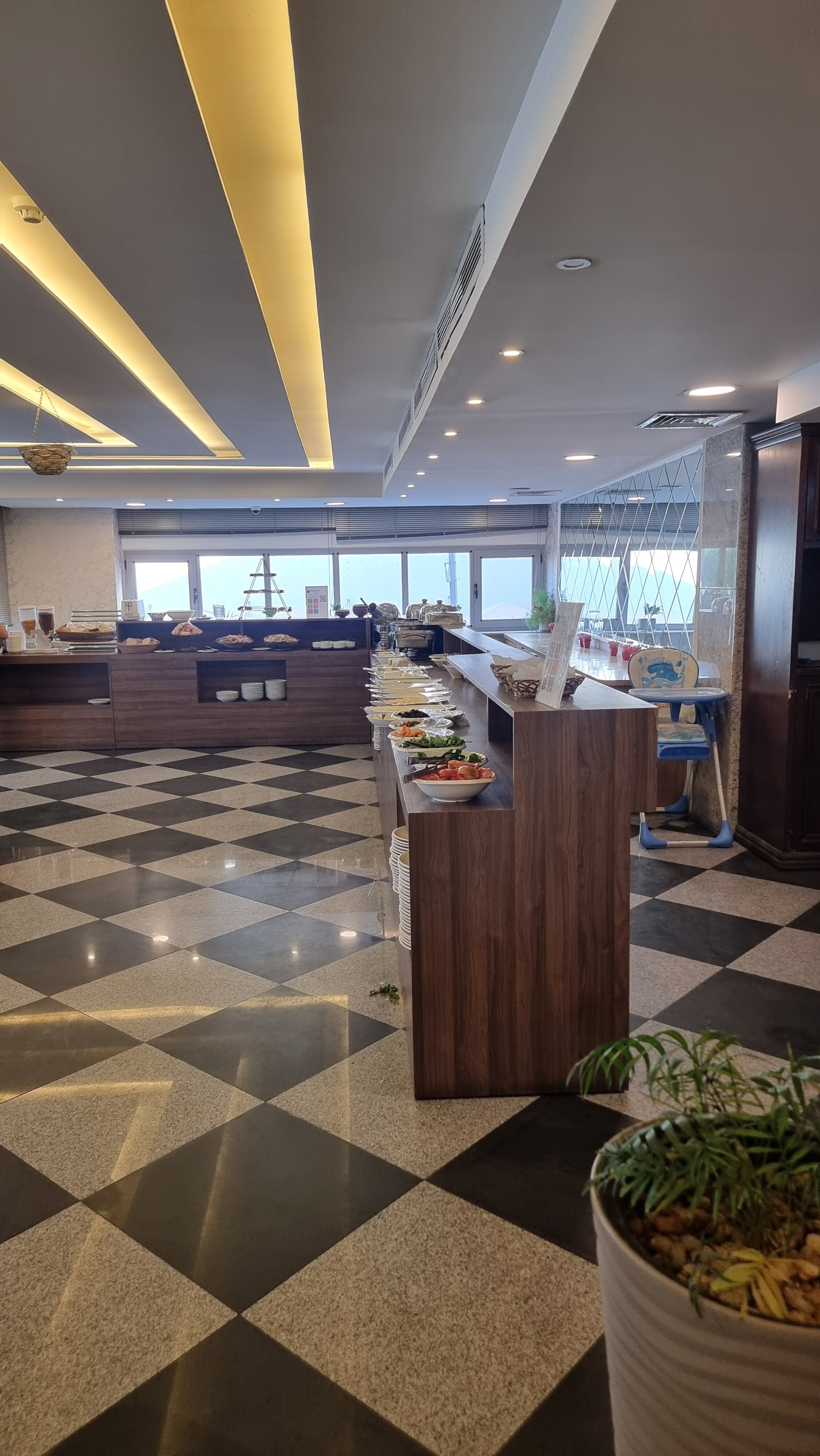 Фото Nairoukh Hotel Aqaba