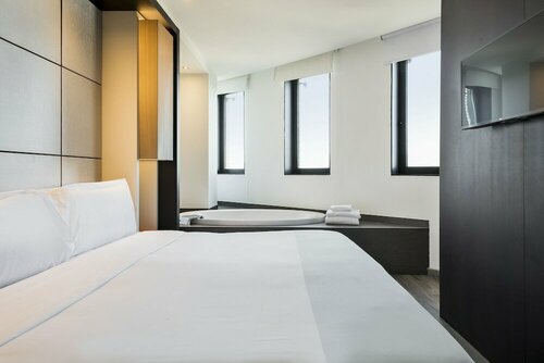 Гостиница Hotel Barcelona Condal Mar Affiliated by Meliá в Барселоне