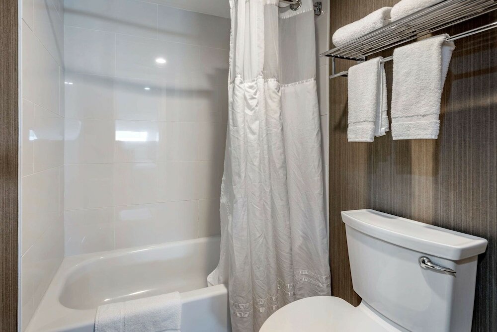 Фото Somerset Lofts, Ascend Hotel Collection