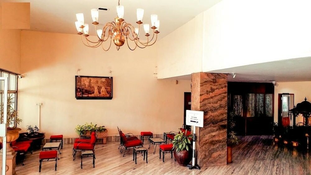 Фото Hotel Woodlands