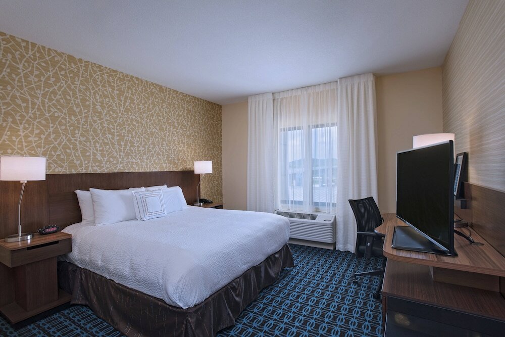 Фото Fairfield Inn & Suites by Marriott La Crosse Downtown