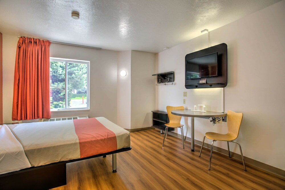 Фото Motel 6 Bozeman, Mt
