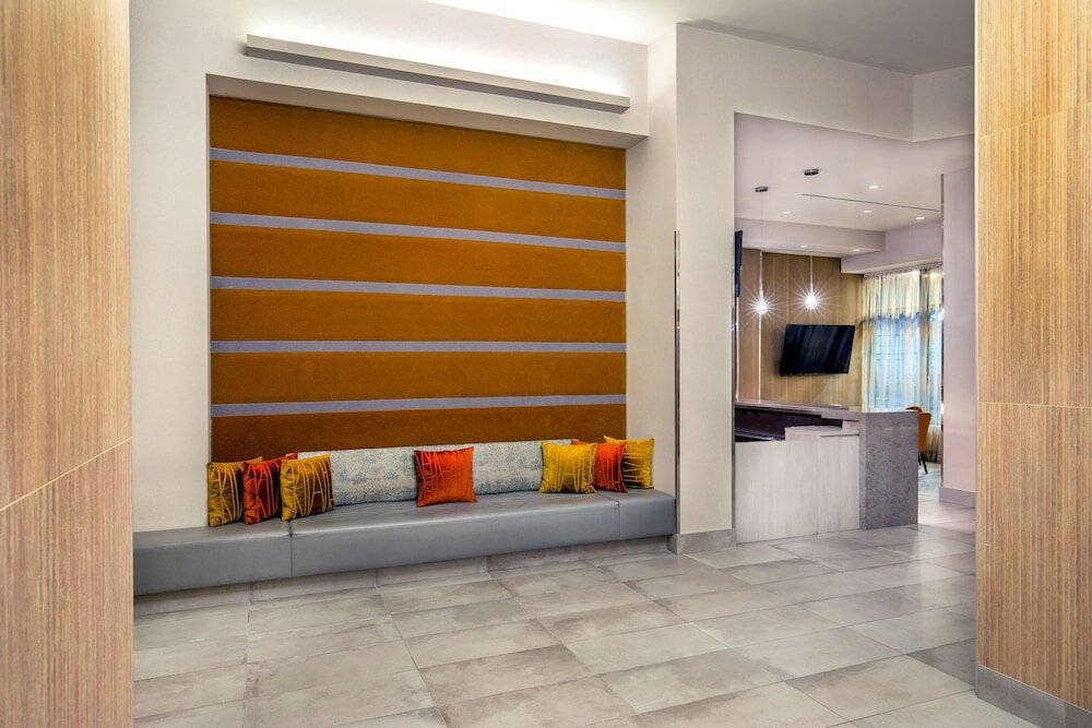 Фото Four Points by Sheraton Midtown-Times Square