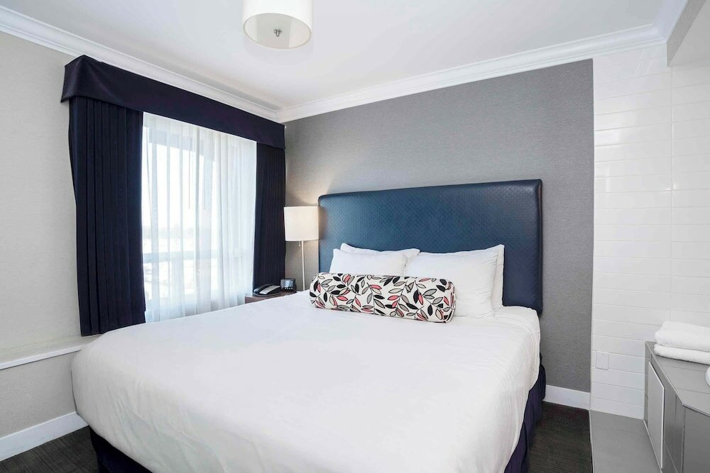 Фото Sandman Signature Prince George Hotel