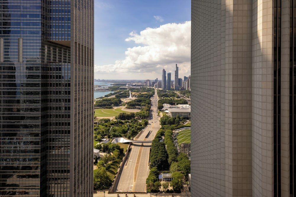 Фото Fairmont Chicago Millennium Park