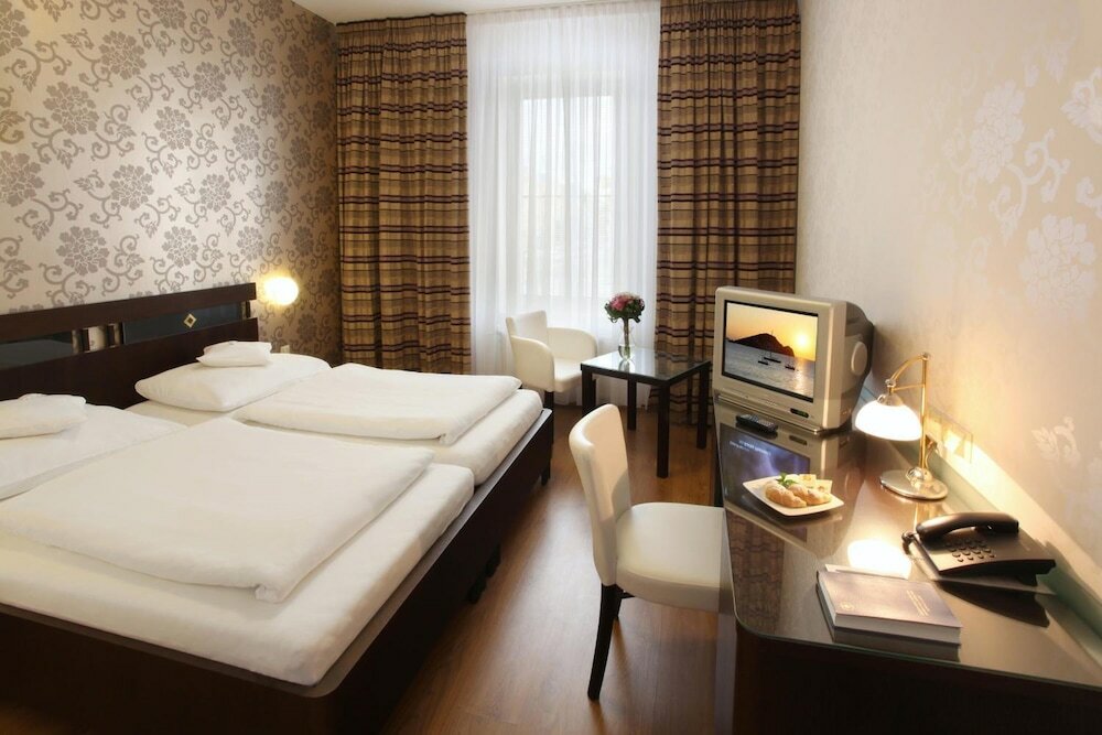 Фото Hotel Trinity