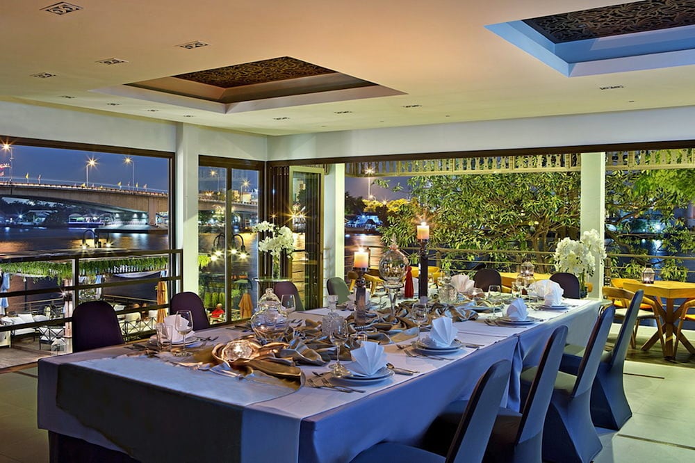 Фото Riva Surya Bangkok