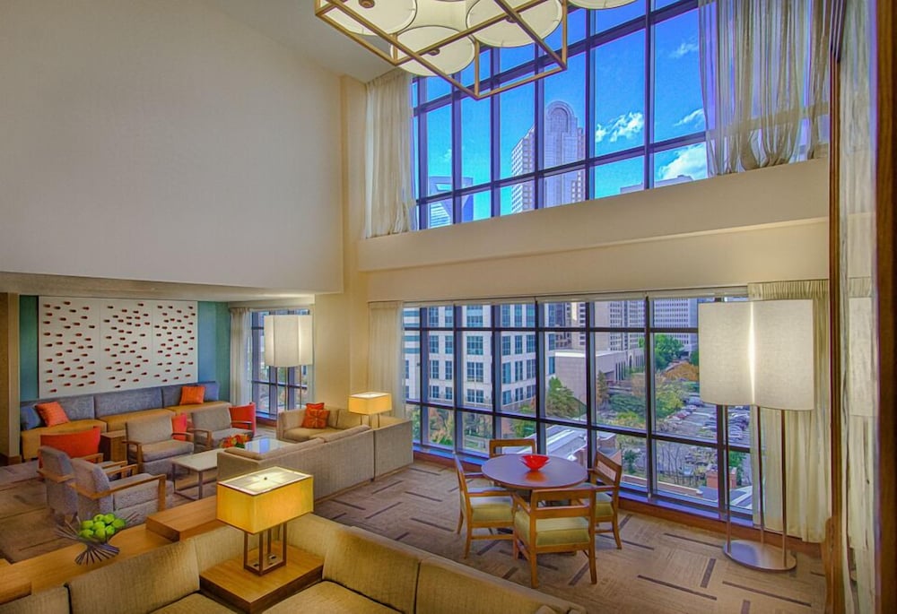 Фото Hyatt Place Charlotte Downtown