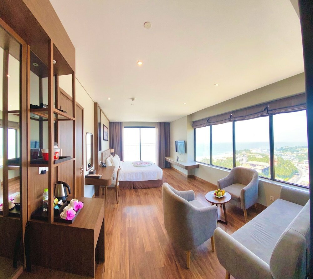 Фото Vipol Mui Ne Hotel & SPA