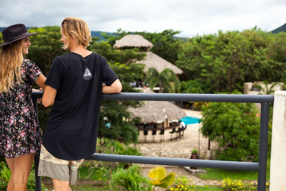 Фото Surf Ranch Hotel & Resort