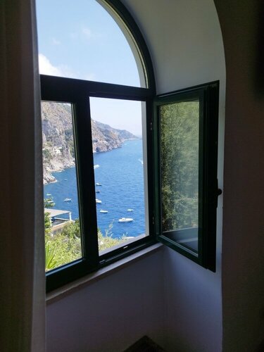 Внешний вид отеля Hotel La Perla в Прайано, фото 4