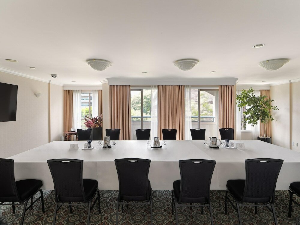 Фото Hotel Grand Pacific