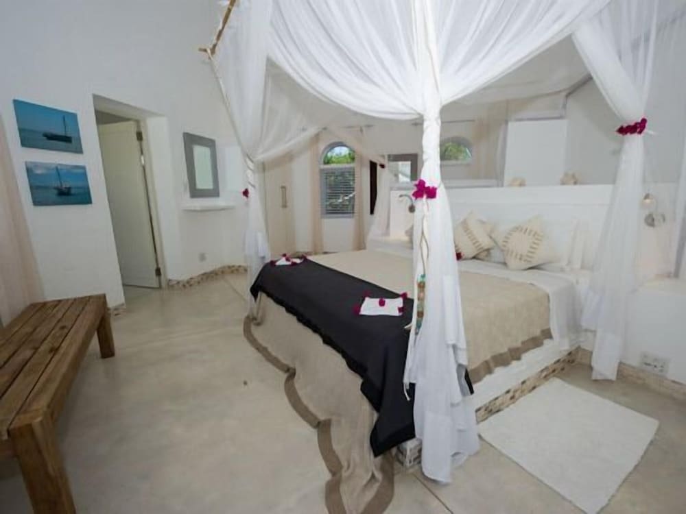 Фото Santorini Mozambique