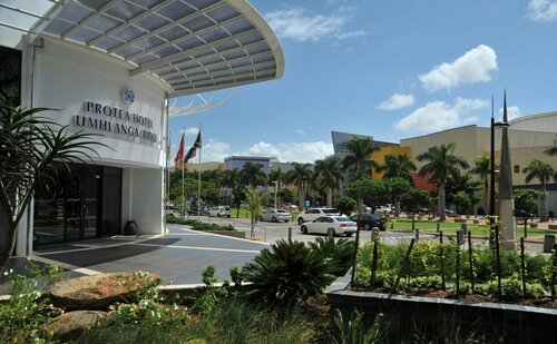 Внешний вид отеля Protea Hotel Fire & Ice! by Marriott Durban Umhlanga Ridge в Умхланга-Роксе, фото 2