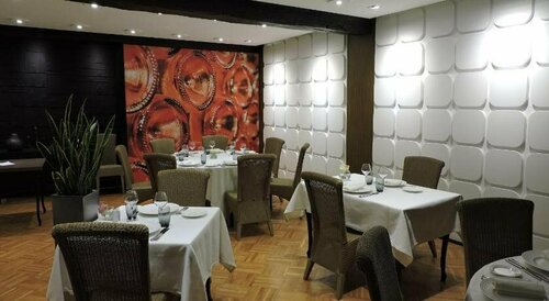 Гостиница Le Privilege в Фужер-Витре