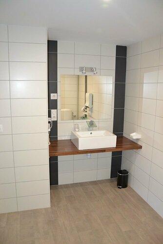 Гостиница Hotel La Couronne Marmande в Марманде