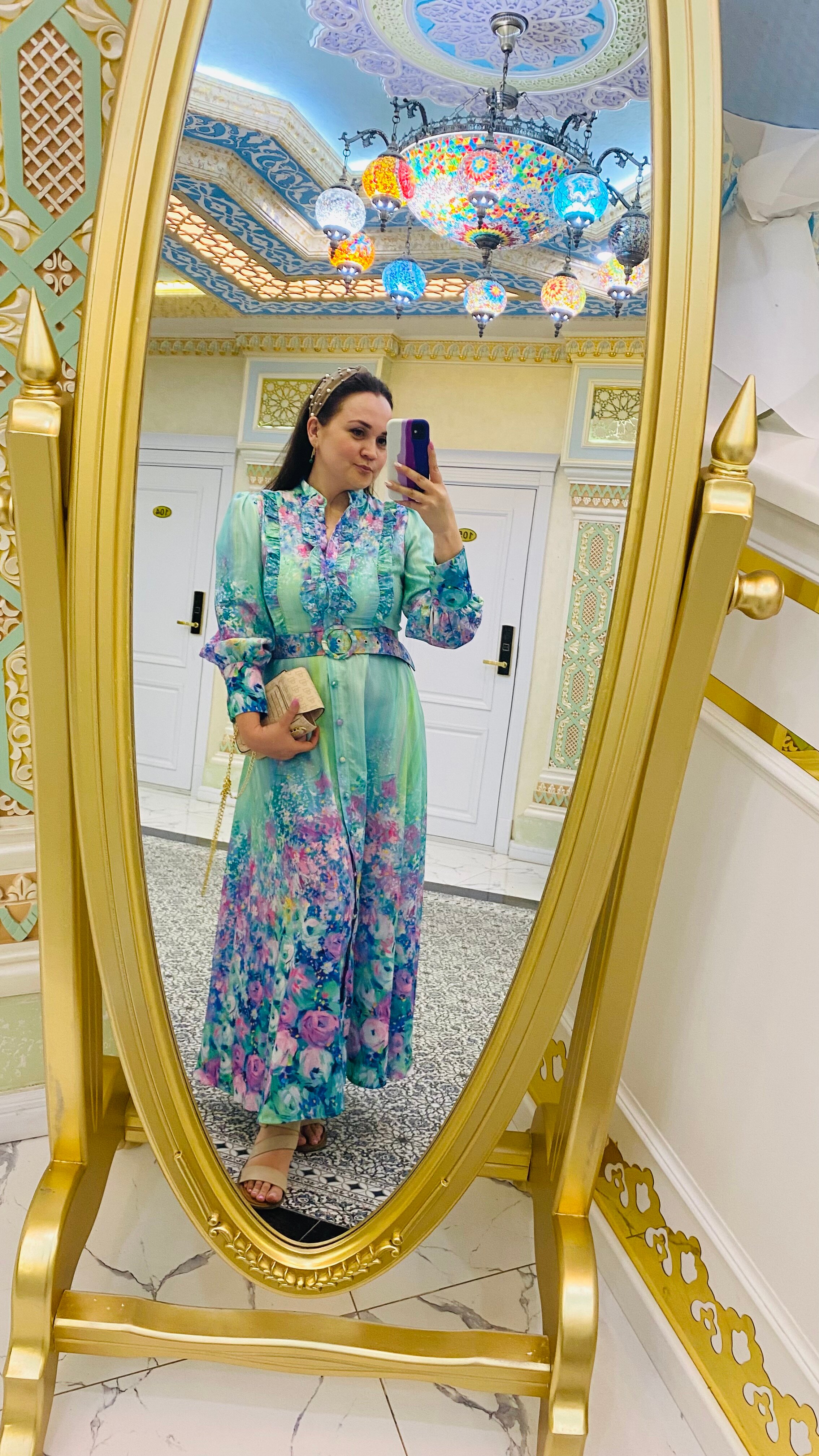 Фото Bibihojar Hotel