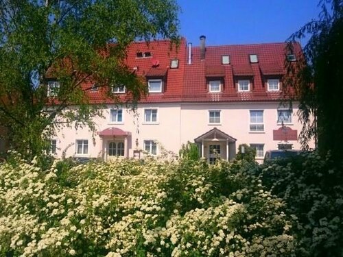 Гостиница Engelhof в Кирхгайм-унтер-Тек