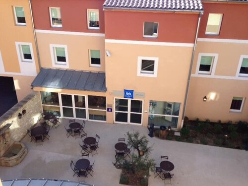 Гостиница First Inn Hotel в Апте