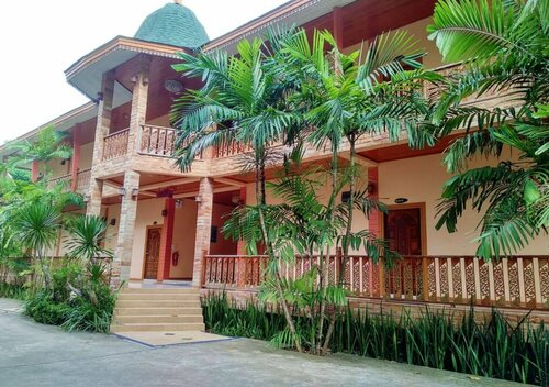 Гостиница Coconut Beach Resort в Ко Чанге