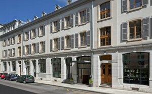 отель Swiss Luxury Apartments
