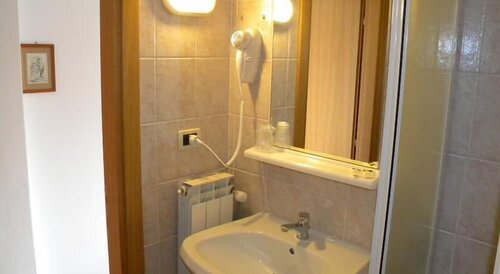 Гостиница Hotel Eliani в Градо