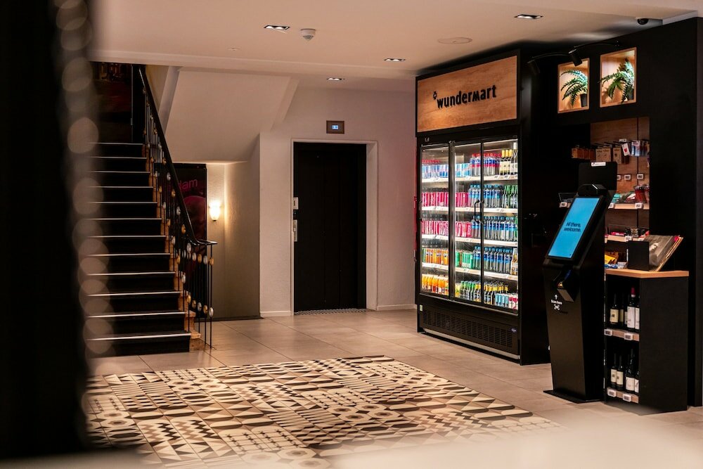 Фото Savoy Hotel Rotterdam