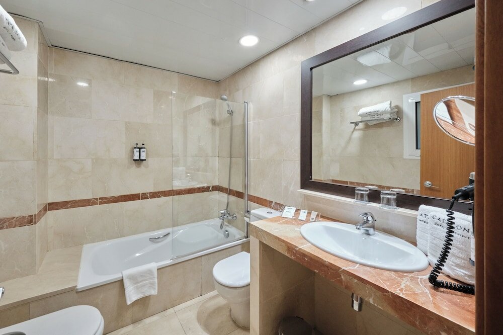 Фото Catalonia Gracia Hotel