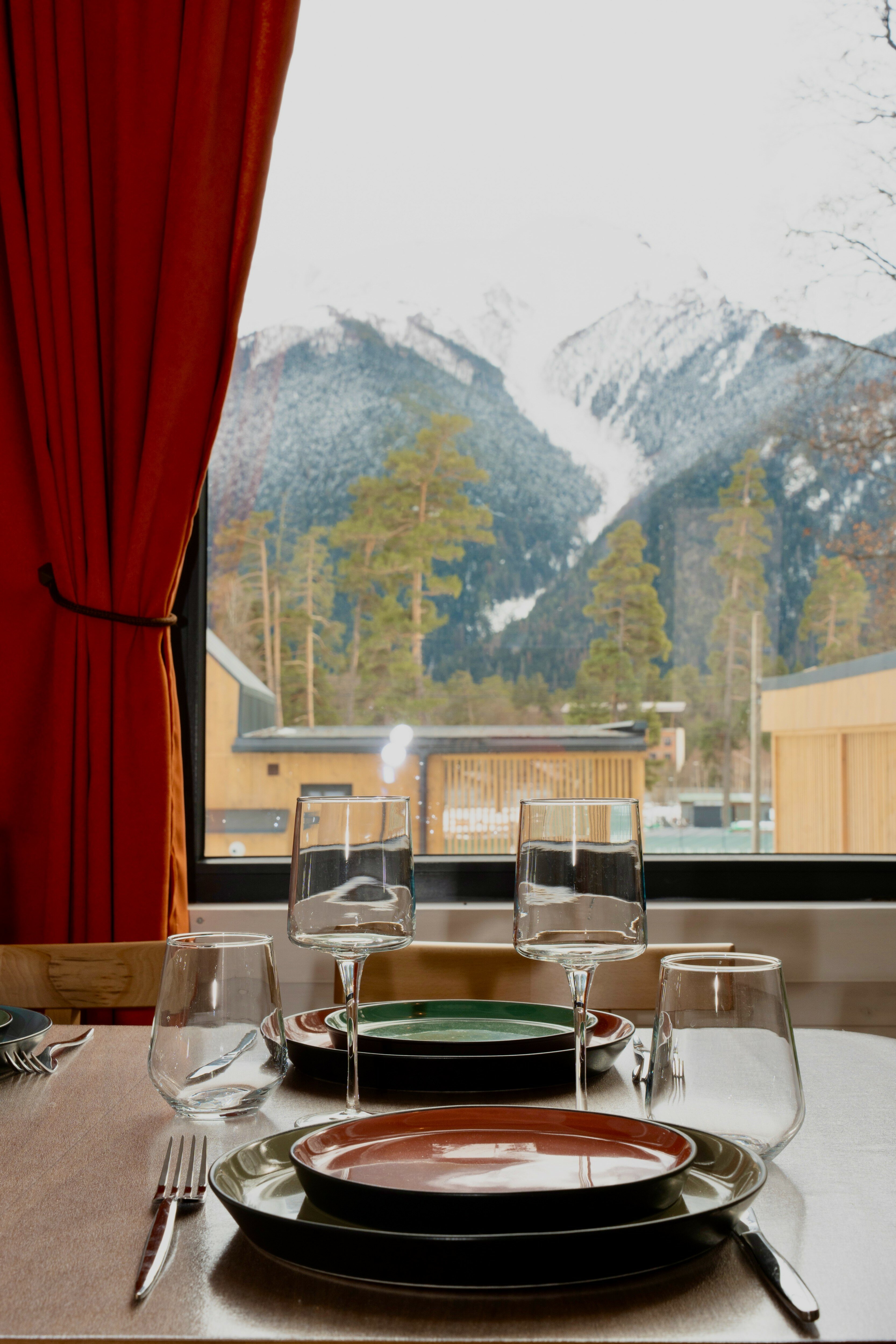 Фото Hugge в горах