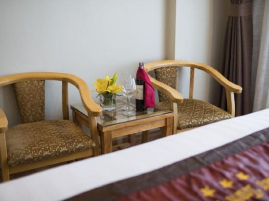 Фото Golden Town Hotel