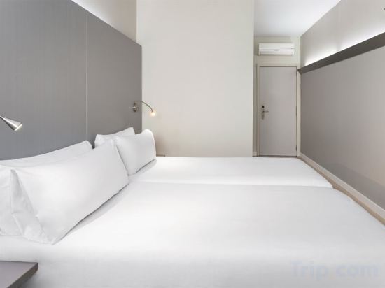 Фото B&b Hotel Mollet