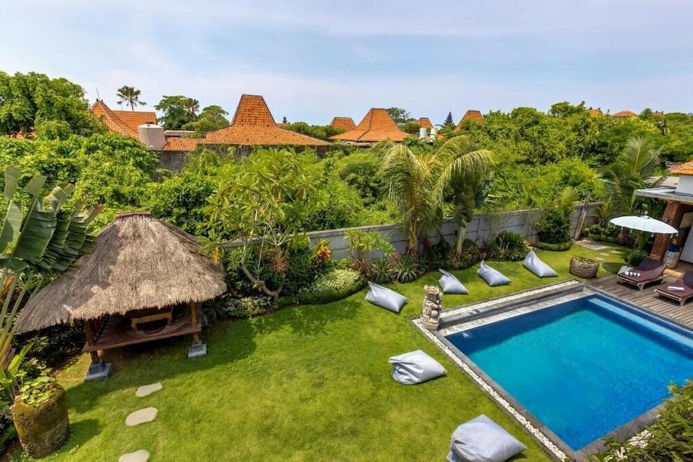 Фото La Sari Village