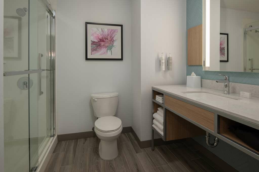 Фото Holiday Inn Express Hotel & Suites Tacoma Downtown, an Ihg Hotel