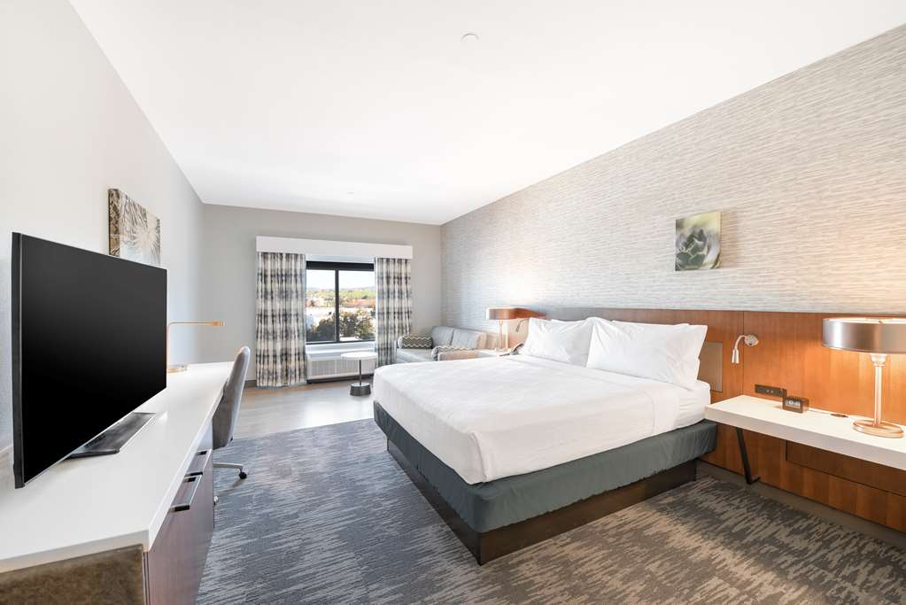 Фото Hilton Garden Inn Fremont Milpitas