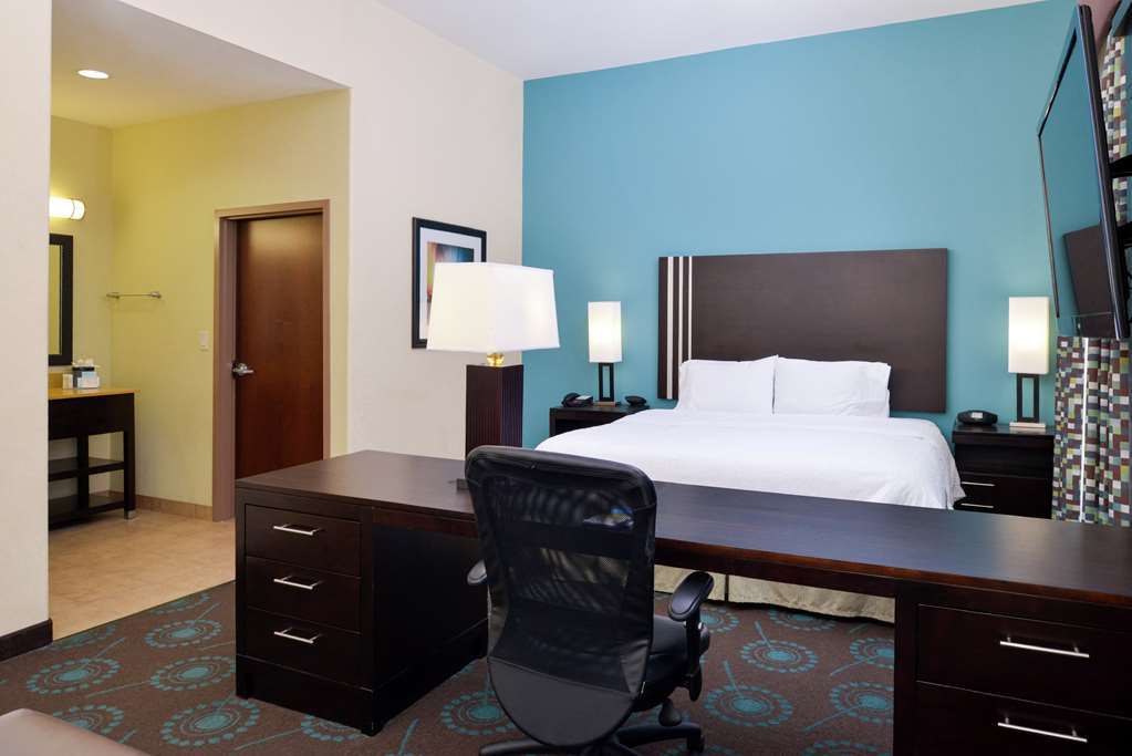 Фото Hampton Inn Beeville