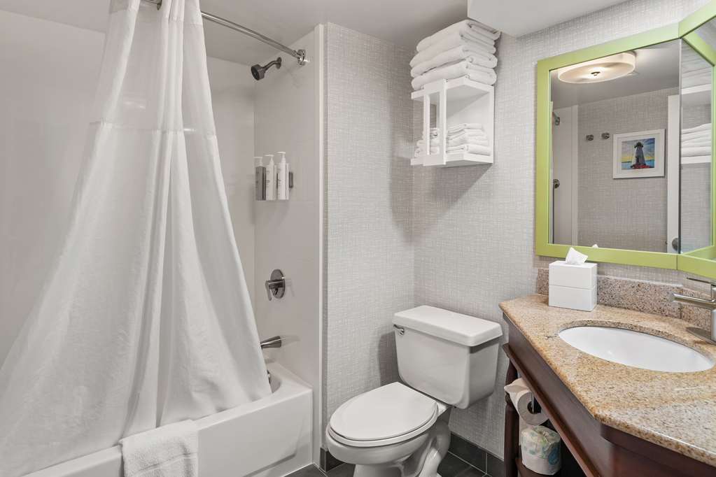 Фото Hampton Inn by Hilton New Bedford/Fairhaven