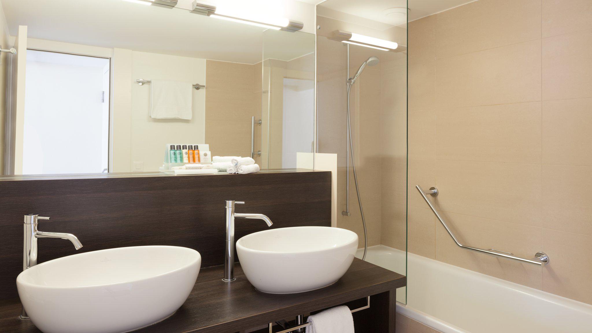 Фото Crowne Plaza Zurich