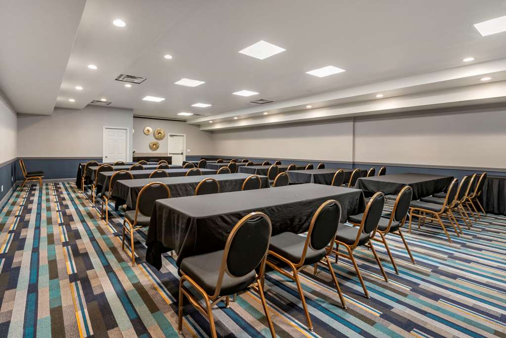 Фото Best Western Premier Denver East