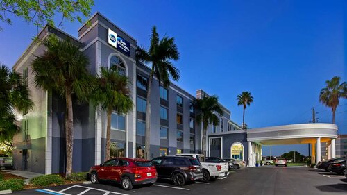 Гостиница Best Western Fort Myers Inn & Suites в Форте Майерсе