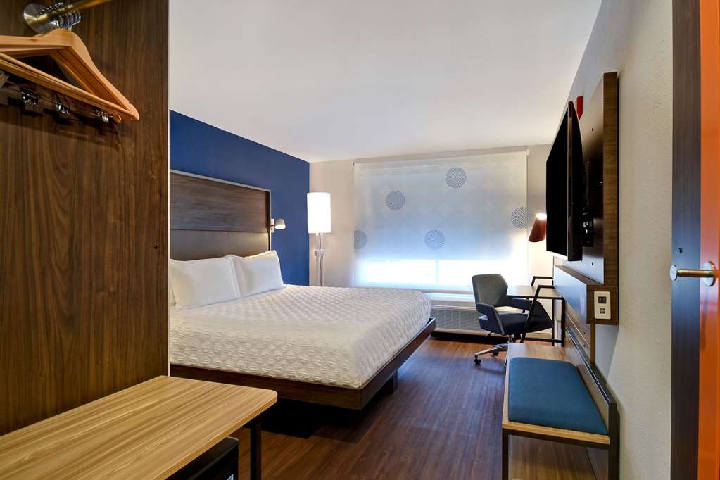 Фото Tru by Hilton Concord