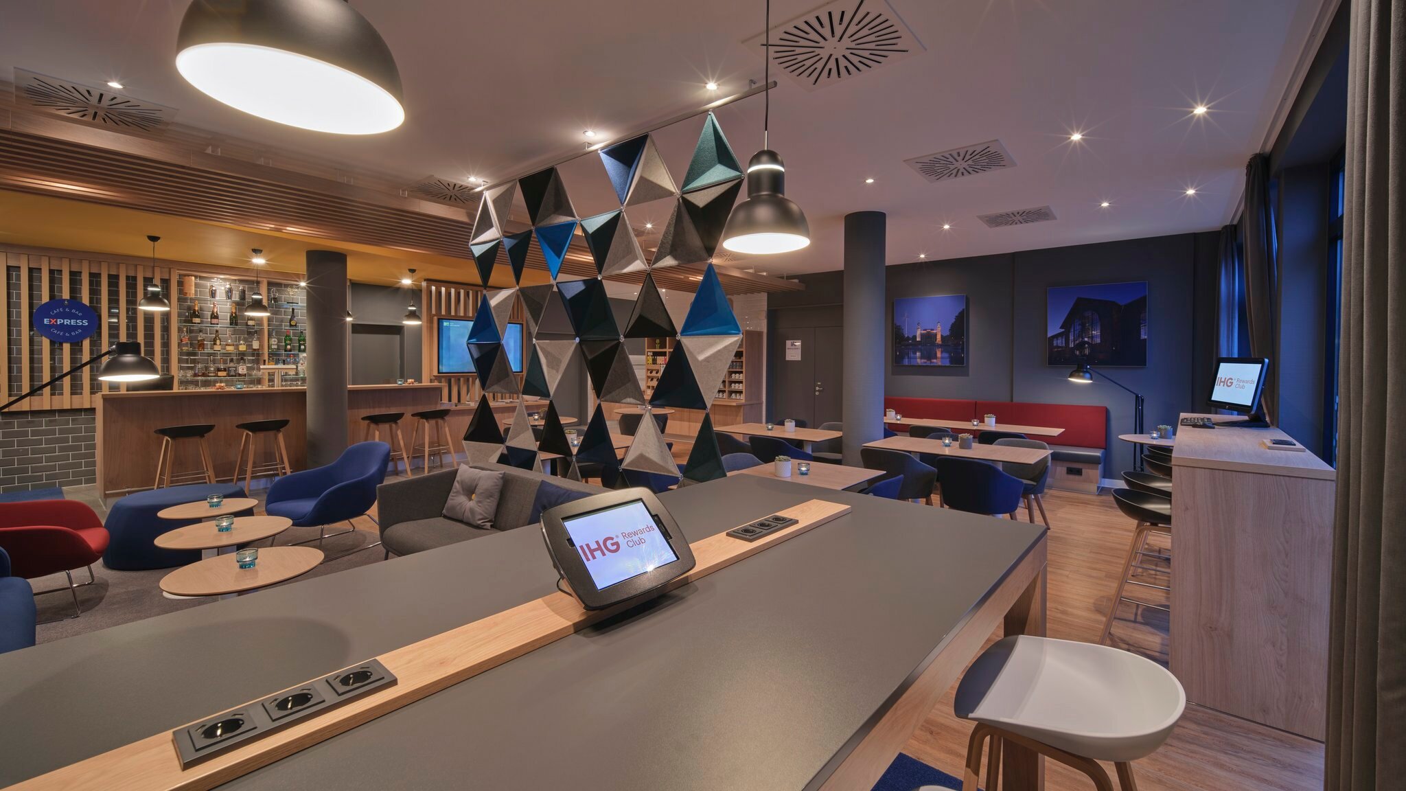 Фото Holiday Inn Express Dusseldorf - City North