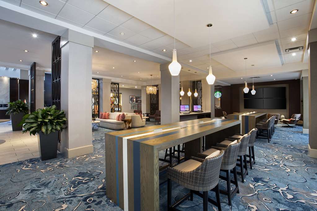 Фото Hilton Tampa Downtown