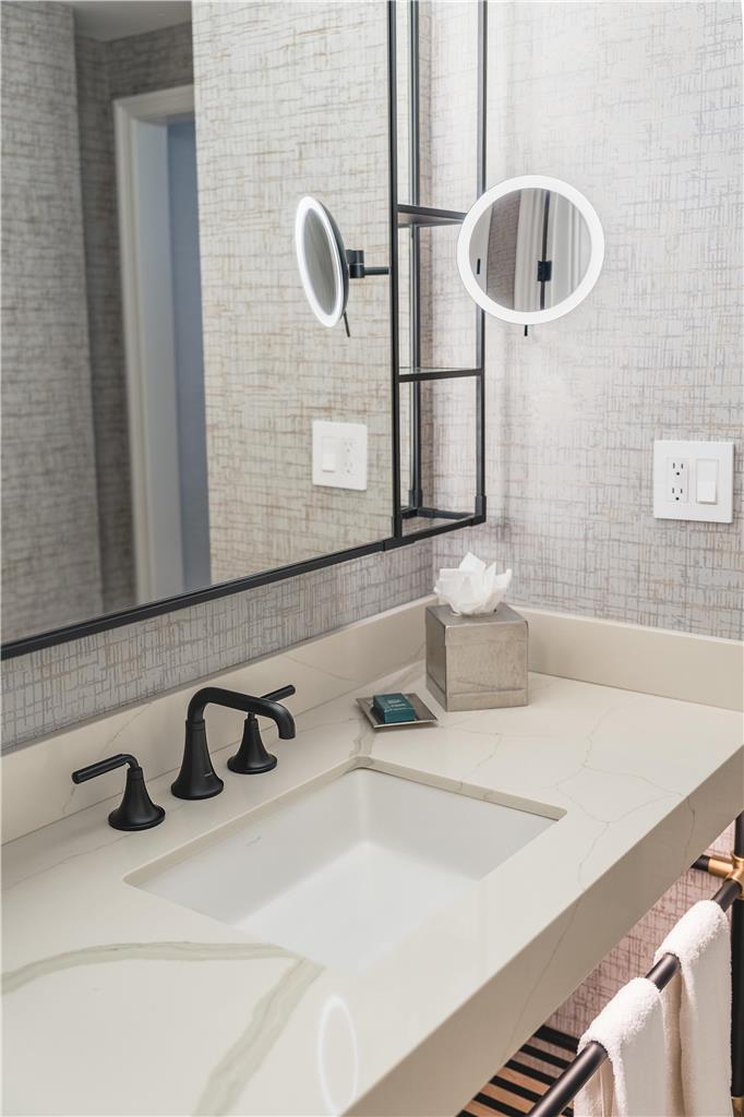 Фото Hilton Milwaukee City Center