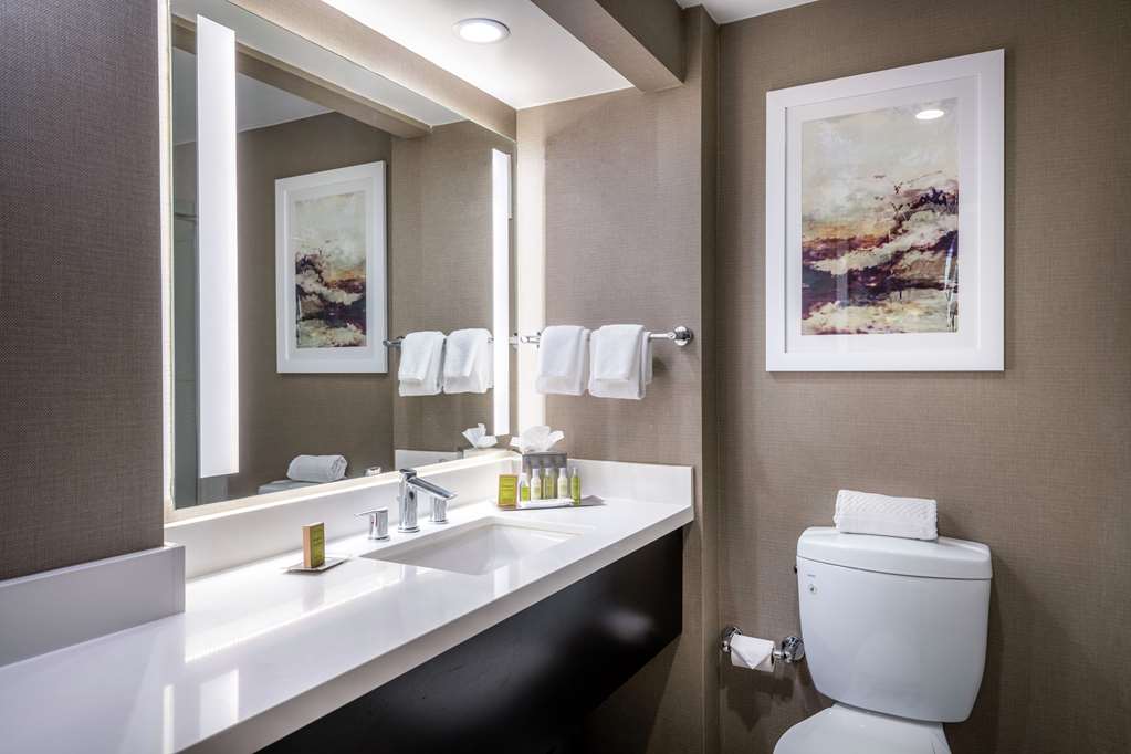 Фото DoubleTree by Hilton Los Angeles - Norwalk