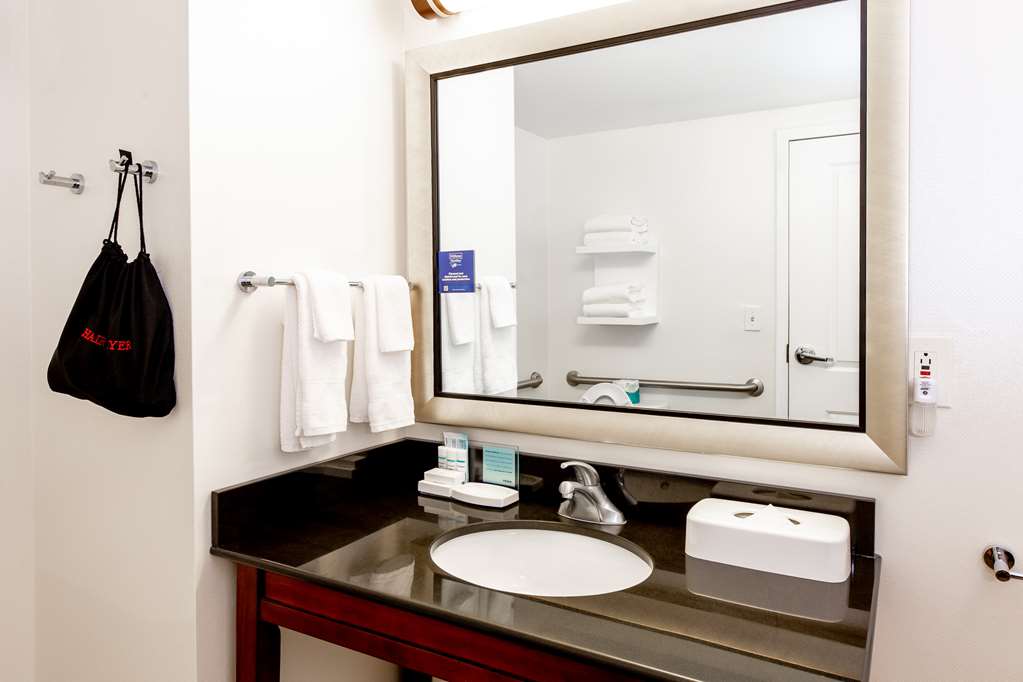 Фото Hampton Inn & Suites Raleigh/Cary I-40
