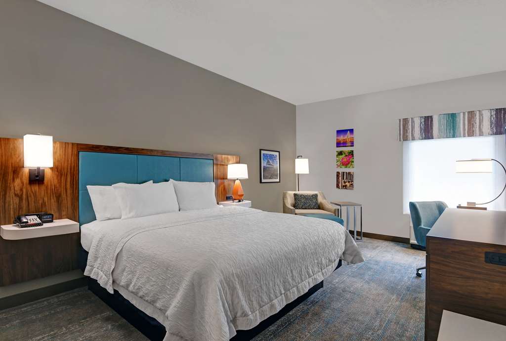 Фото Hampton Inn Charleston/Mount Pleasant-Patriots Point