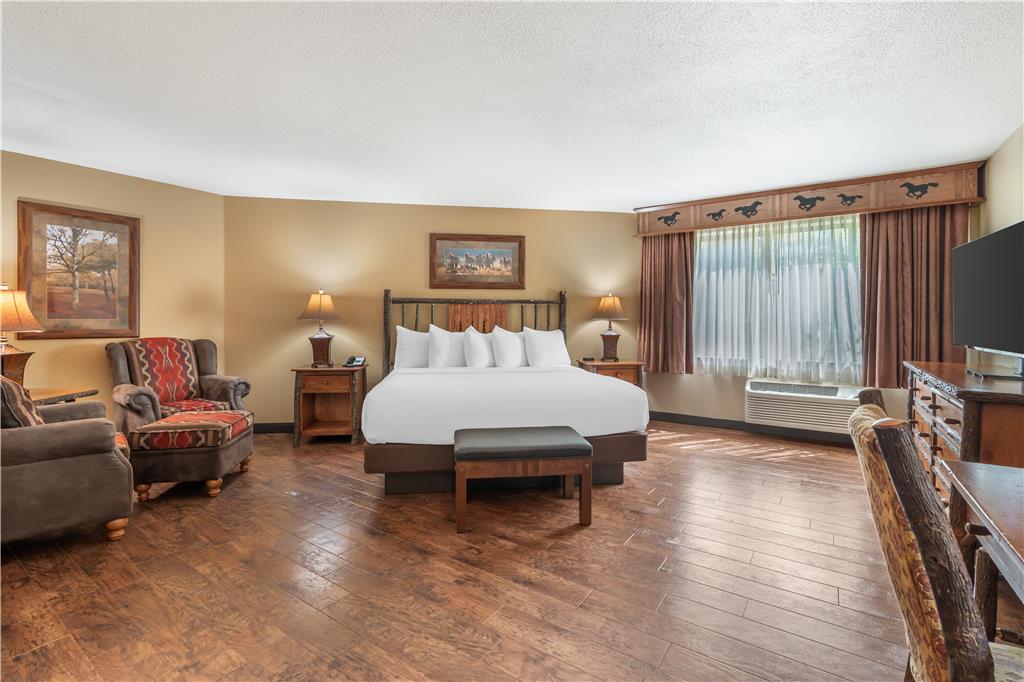 Фото Best Western Plus Kelly Inn & Suites