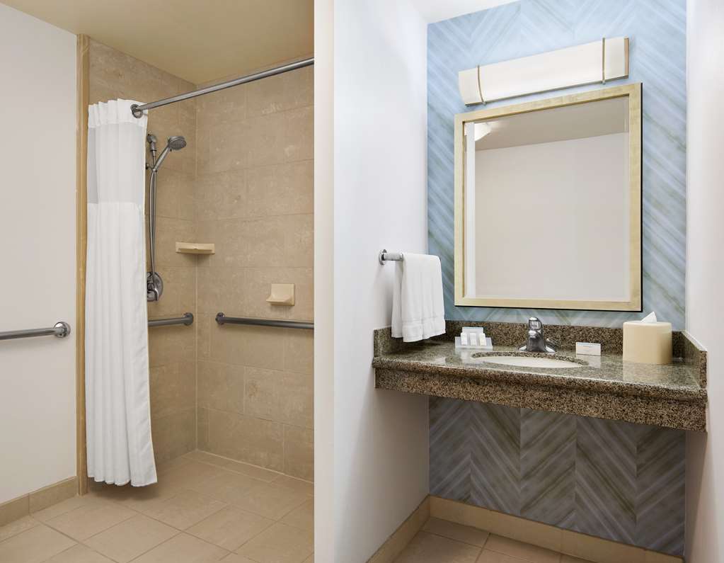 Фото Hilton Garden Inn Dallas Richardson